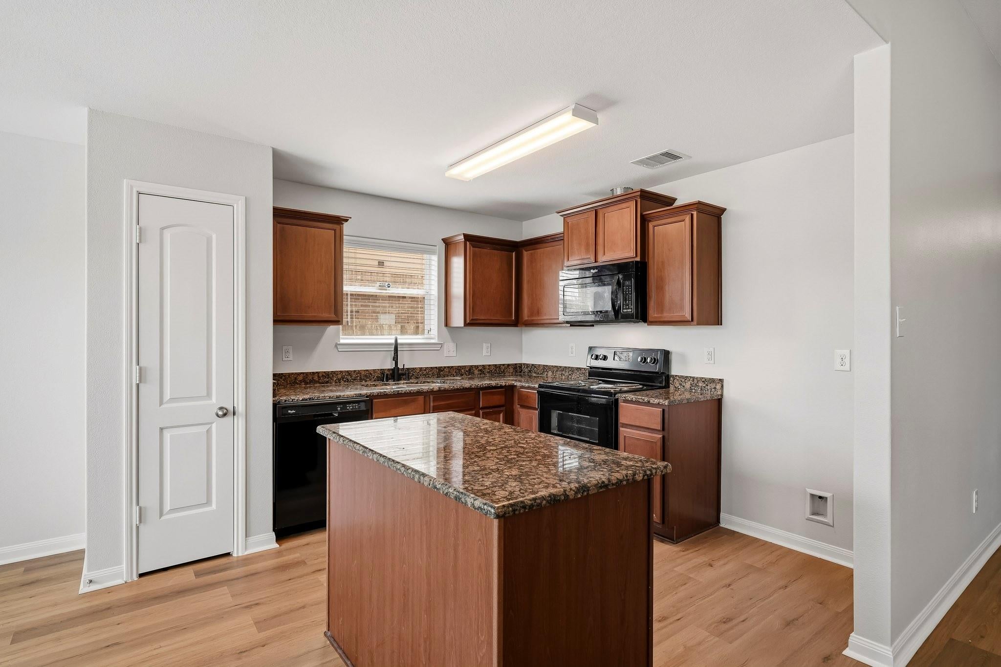 7203 Montclair Peak Lane