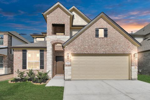 Photo of 12034 Maple Oak Drive Dr, Houston, TX 77066 (MLS # 921486)