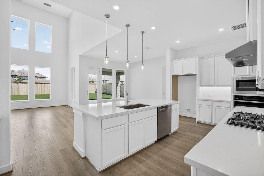 1677 Birch Lake Bend