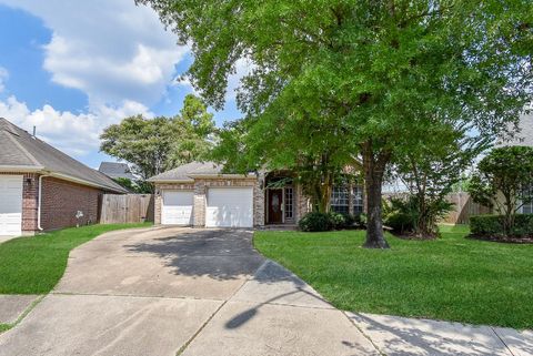 Photo of 1714 Wellington Way, Houston, TX 77055 (MLS # 8102771) Photo of 1714 Wellington Way, Houston, TX 77055 (MLS # 8102771)