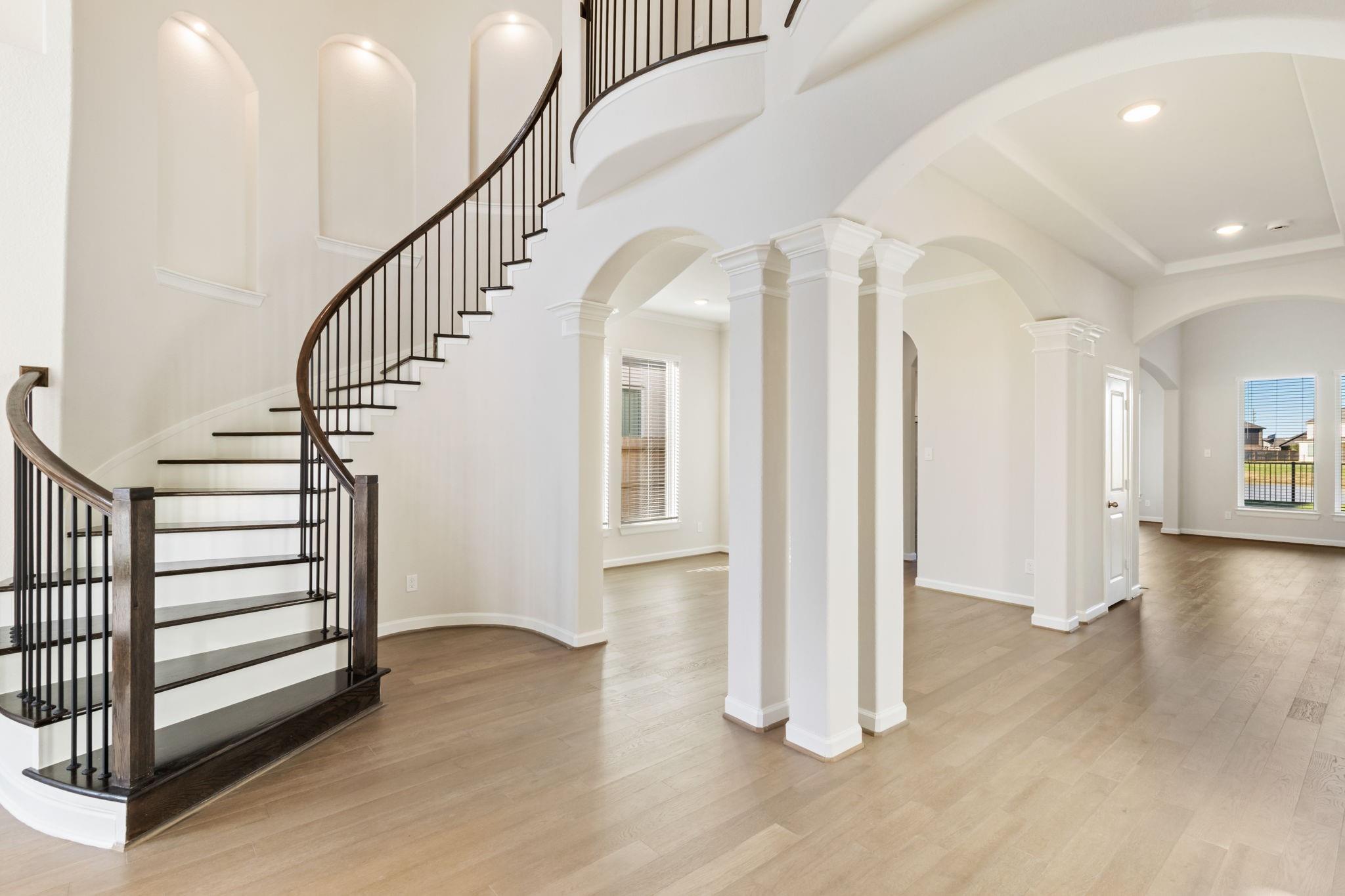 6131 Belleau Lake Drive