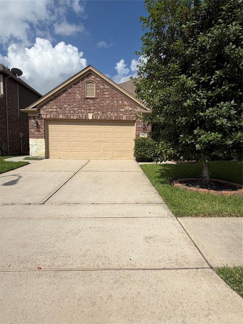 Homes For Sale - 14543 Northern Mountain Court<br/> Houston, TX 77090