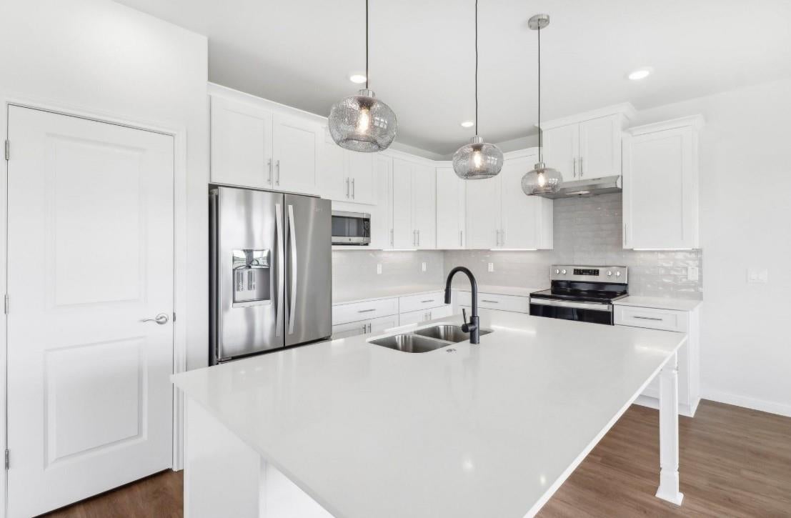 1342 Sapphire Palms Court