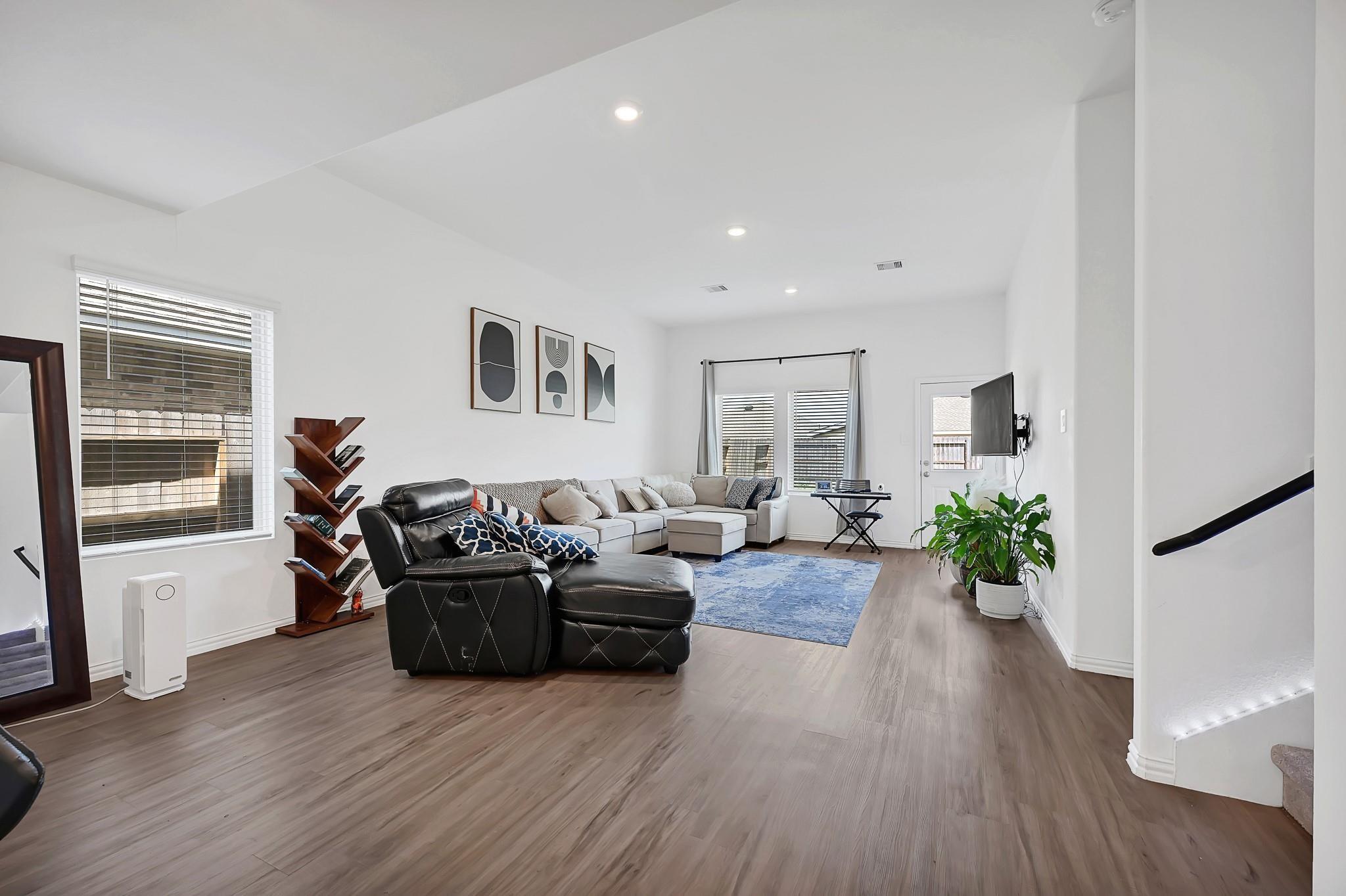 18122 Rockvine Drive