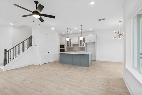 Tiny photo for 16038 Hayes Park Drive, Houston, TX 77079 (MLS # 85259230)