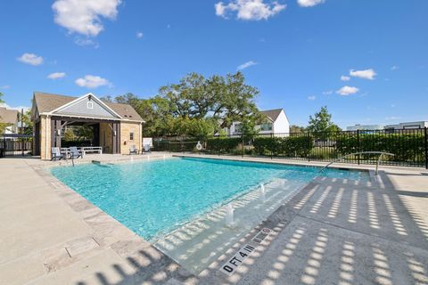 Tiny photo for 16038 Hayes Park Drive, Houston, TX 77079 (MLS # 85259230)