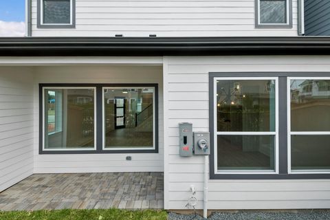 Tiny photo for 16038 Hayes Park Drive, Houston, TX 77079 (MLS # 85259230)