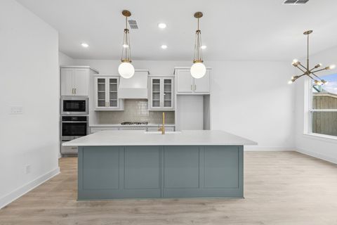 Tiny photo for 16038 Hayes Park Drive, Houston, TX 77079 (MLS # 85259230)