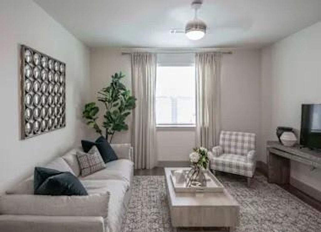 Photo of 13958 Cottingham Road #6106, Houston, TX 77048 (MLS # 87996626)