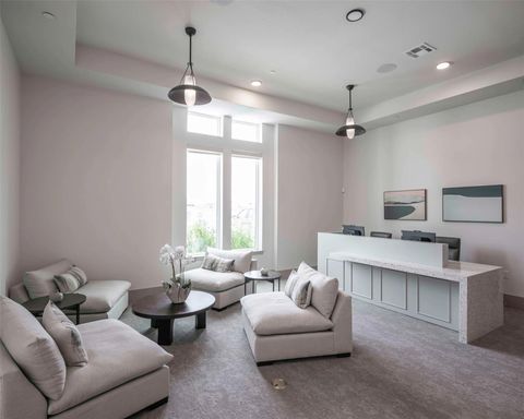 Photo of 13958 Cottingham Road #6106, Houston, TX 77048 (MLS # 87996626)