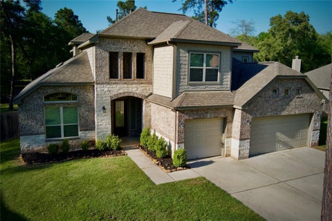 Photo of 59 Beaconsfield Drive, Magnolia, TX 77355 (MLS # 52505662)