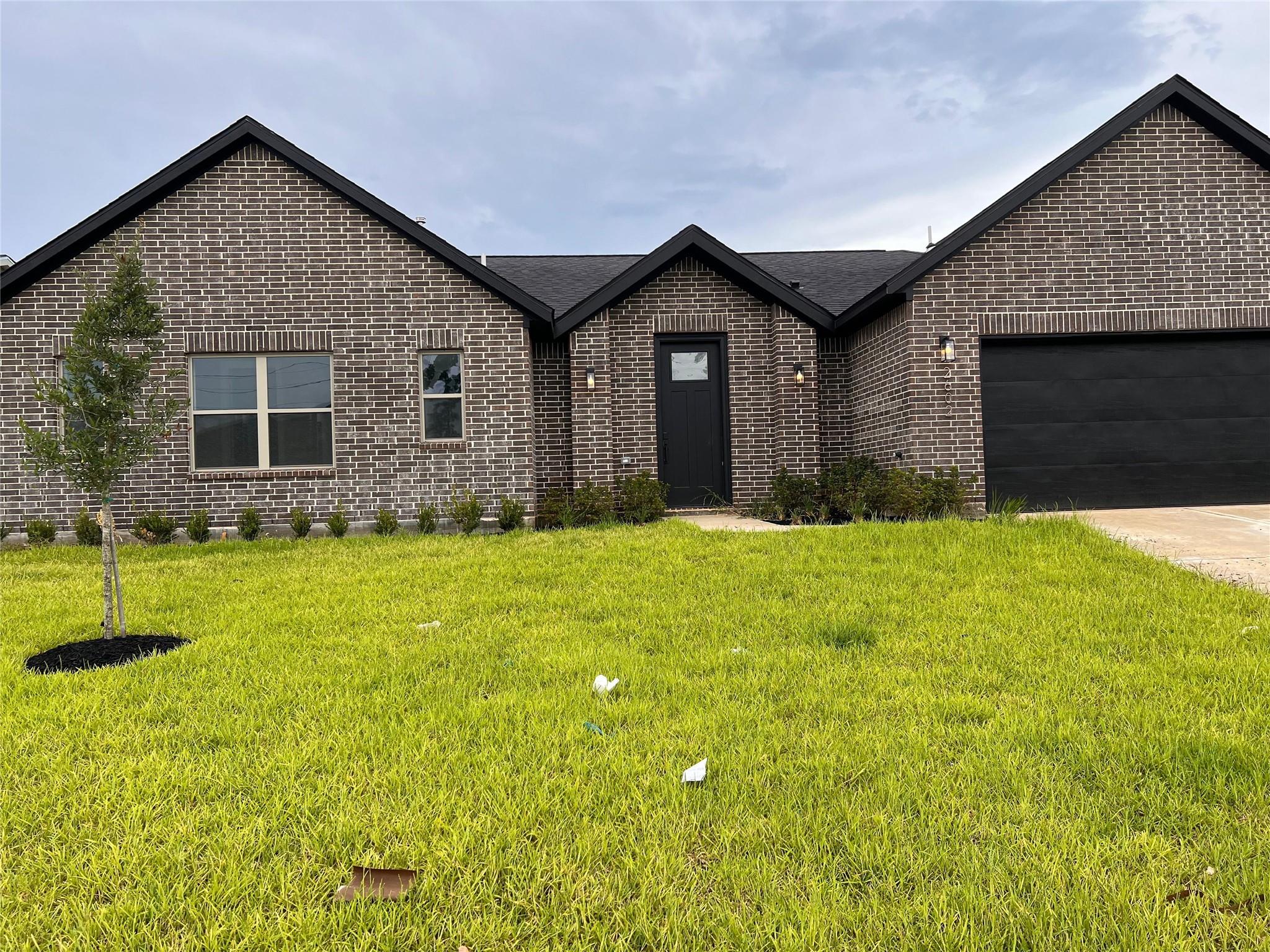 2602 Liguria Ln Circle