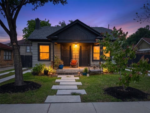 Multifamily For Sale - 5129 Claremont Street<br/> Houston, TX 77023