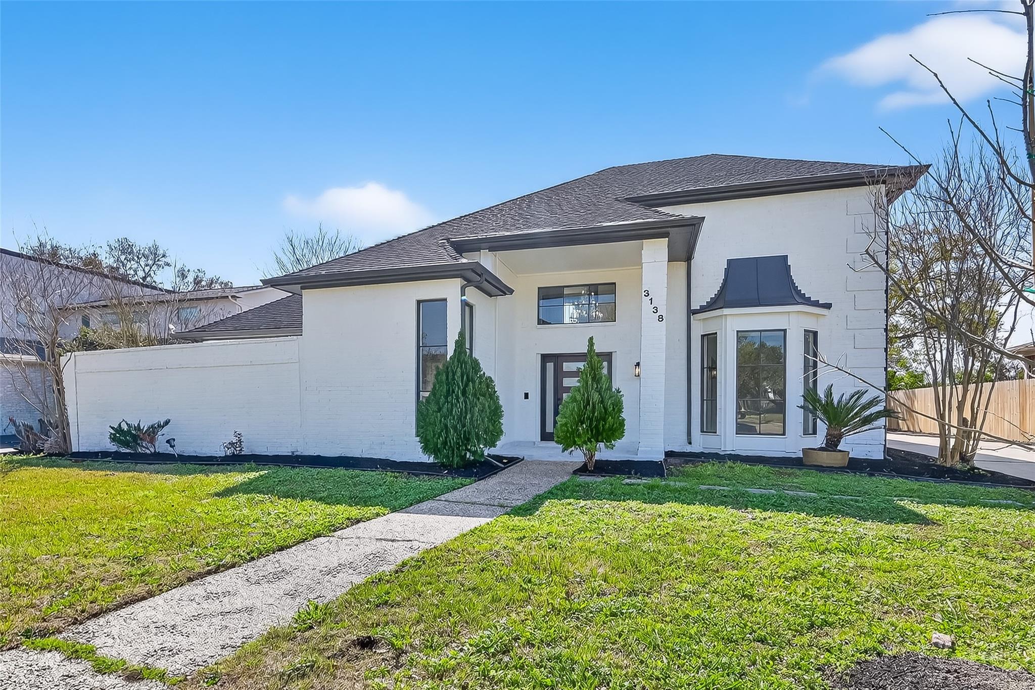 3138 Country Club Boulevard