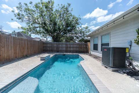 Photo of 3143 W Hampton Drive, Houston, TX 77082 (MLS # 98342057)