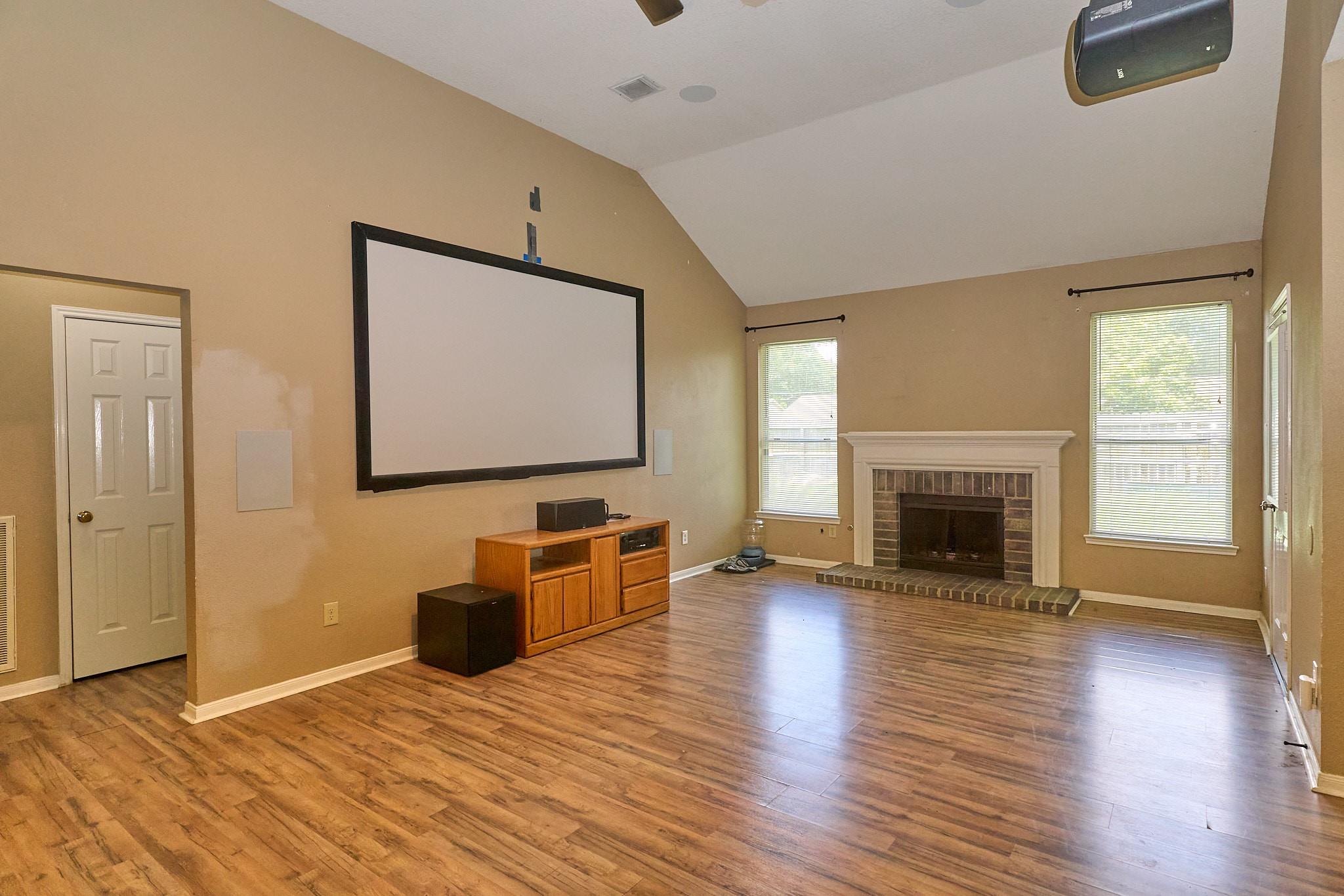 2922 Veva Drive