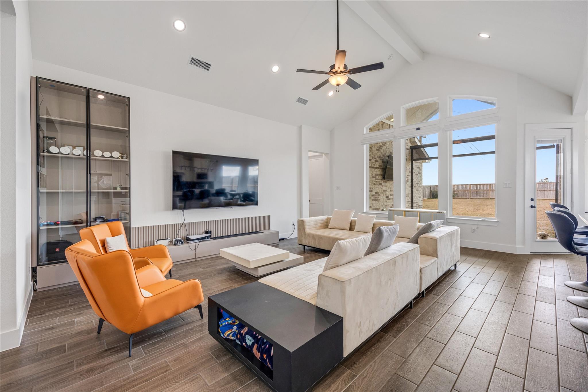 3315 Kentucky Blue Way