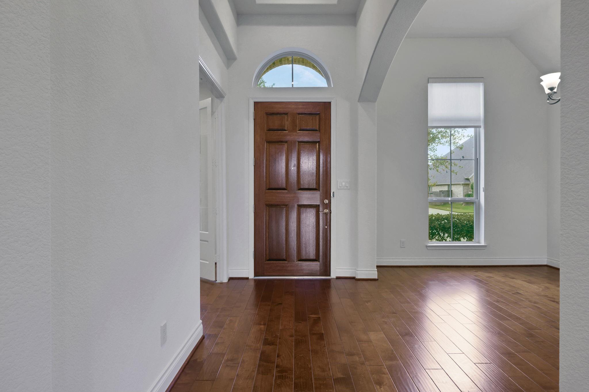 18610 Winterton Cliff Court