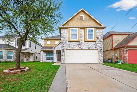 Photo of 16763 N Gull Drive, Conroe, TX 77385 (MLS # 10768936)