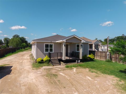 Photo of 508 County Road 5035, Cleveland, TX 77327 (MLS # 75592521)