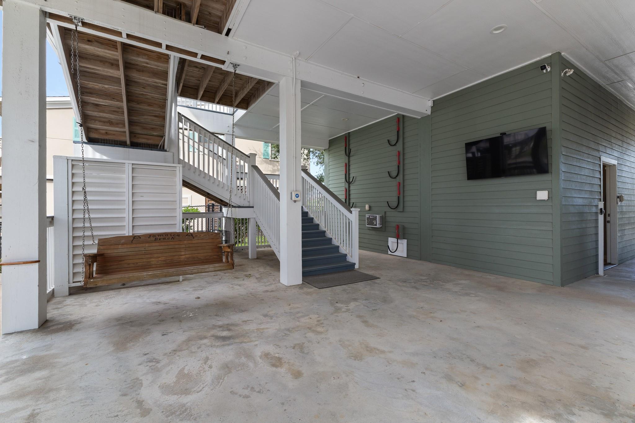 Jamaica Beach, Texas, 77554, United States, 3 Bedrooms Bedrooms, ,4 BathroomsBathrooms,Residential,Active,2025582