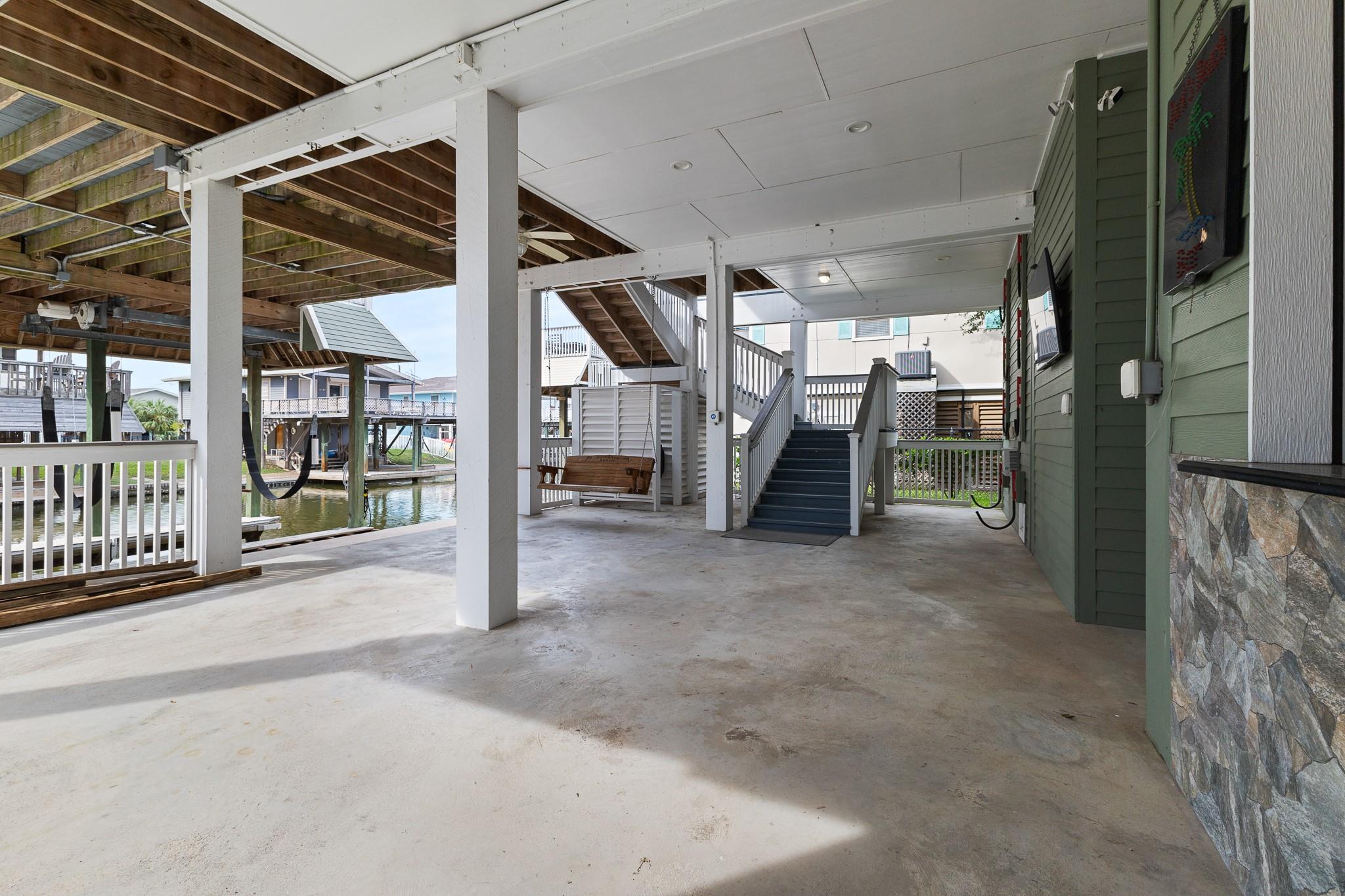 Jamaica Beach, Texas, 77554, United States, 3 Bedrooms Bedrooms, ,4 BathroomsBathrooms,Residential,Active,2025582