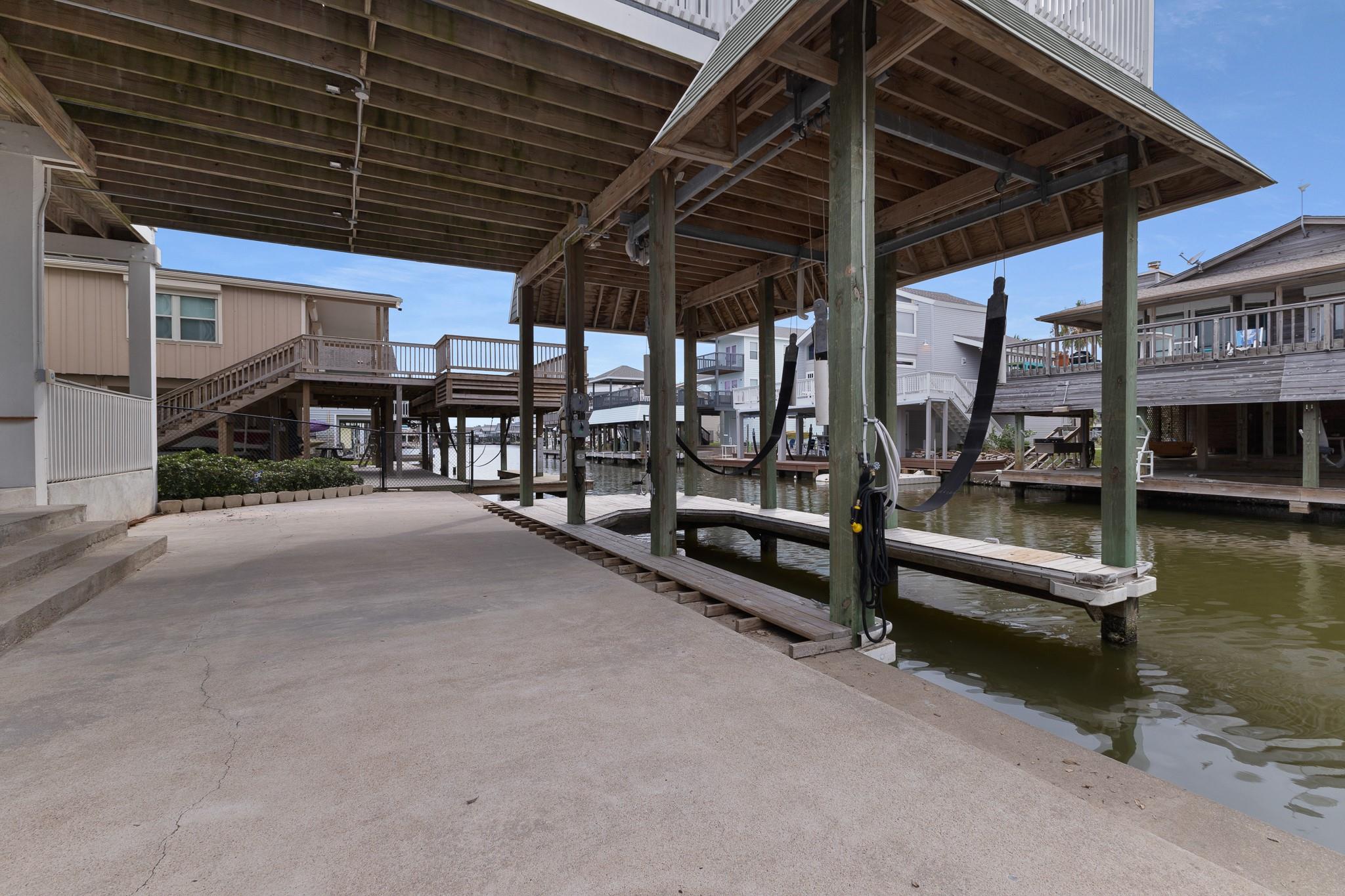 Jamaica Beach, Texas, 77554, United States, 3 Bedrooms Bedrooms, ,4 BathroomsBathrooms,Residential,Active,2025582