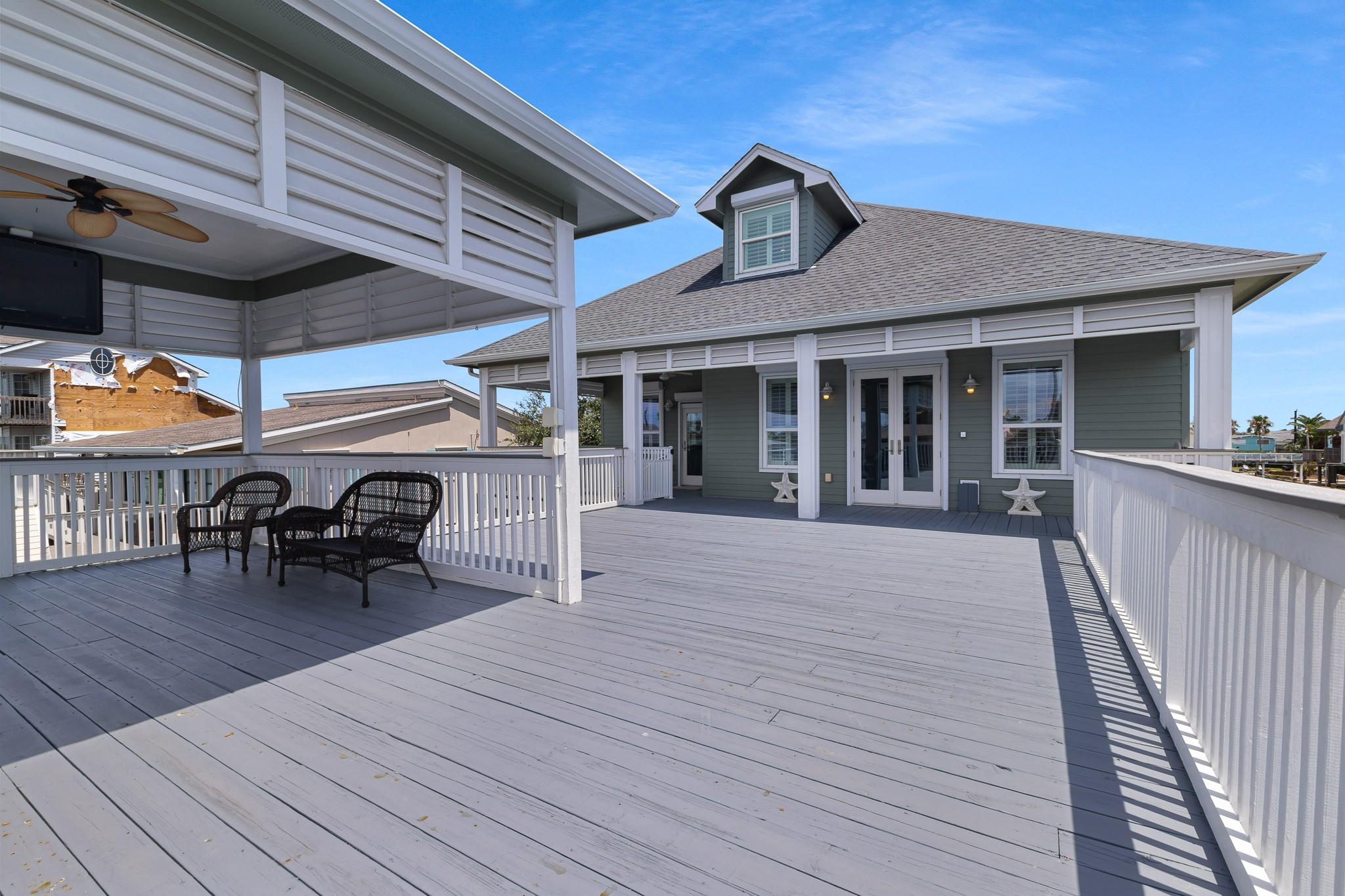 Jamaica Beach, Texas, 77554, United States, 3 Bedrooms Bedrooms, ,4 BathroomsBathrooms,Residential,Active,2025582