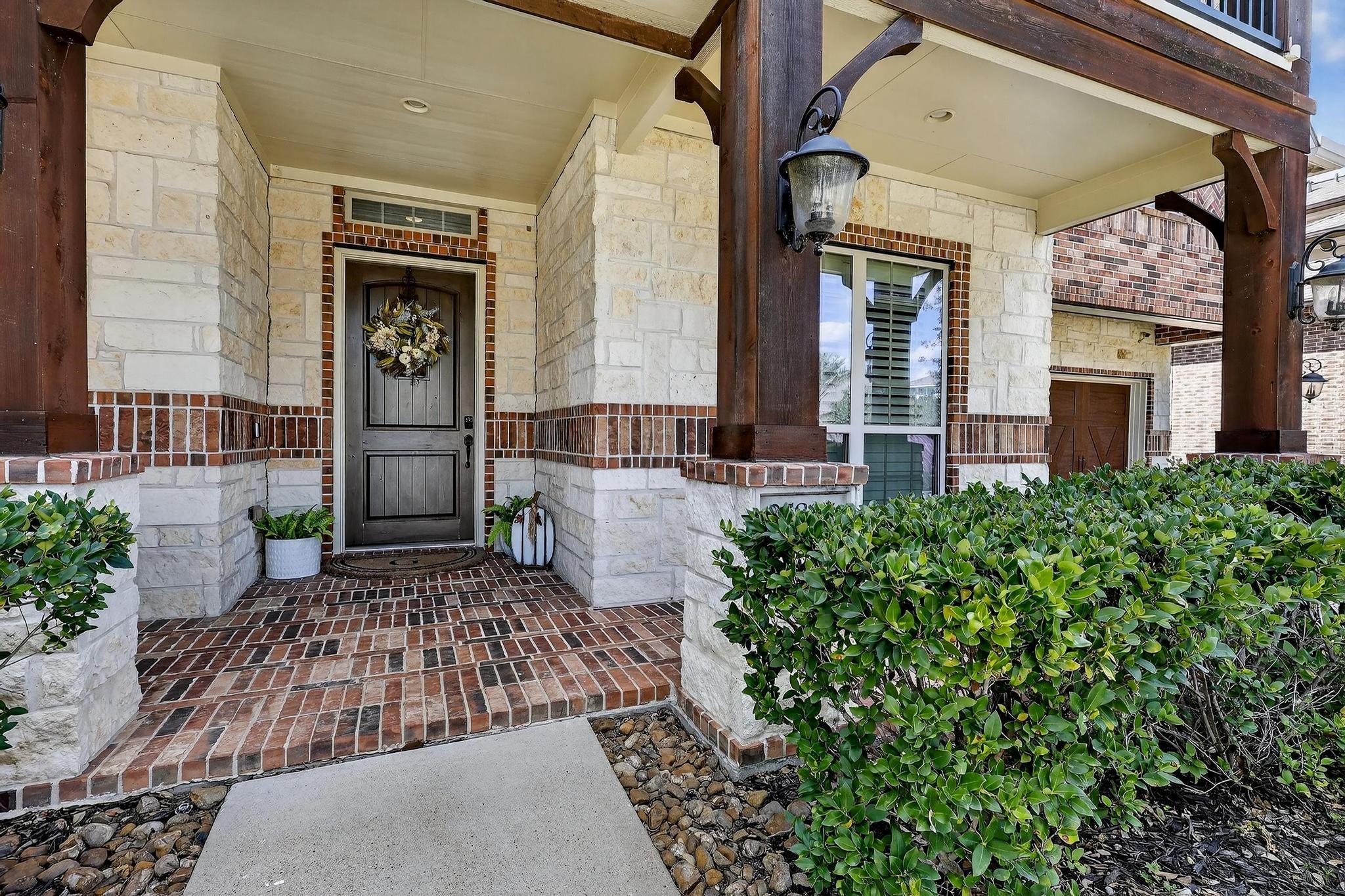 25803 Heritage Maple Drive