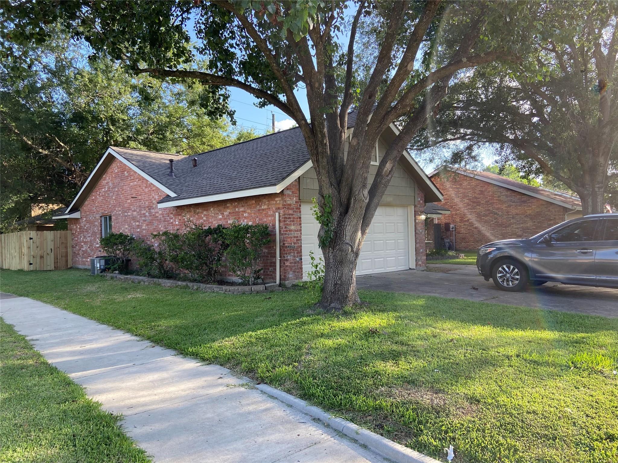 22503 Dabney Manor Lane