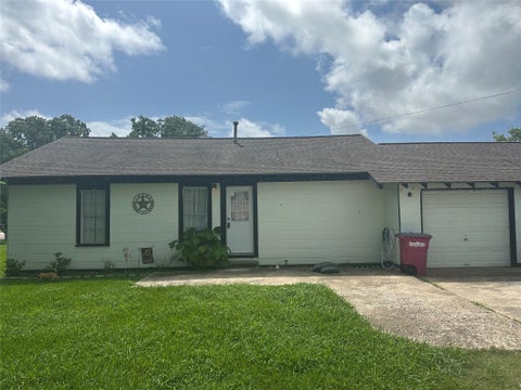 Photo of 423 N Avenue A, Freeport, TX 77541 (MLS # 48337749)