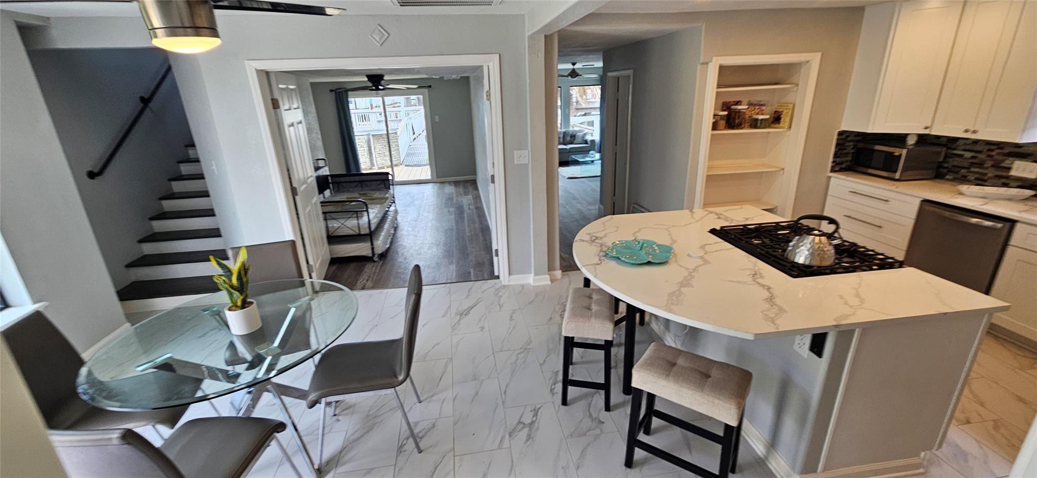 1643 Railroad Avenue