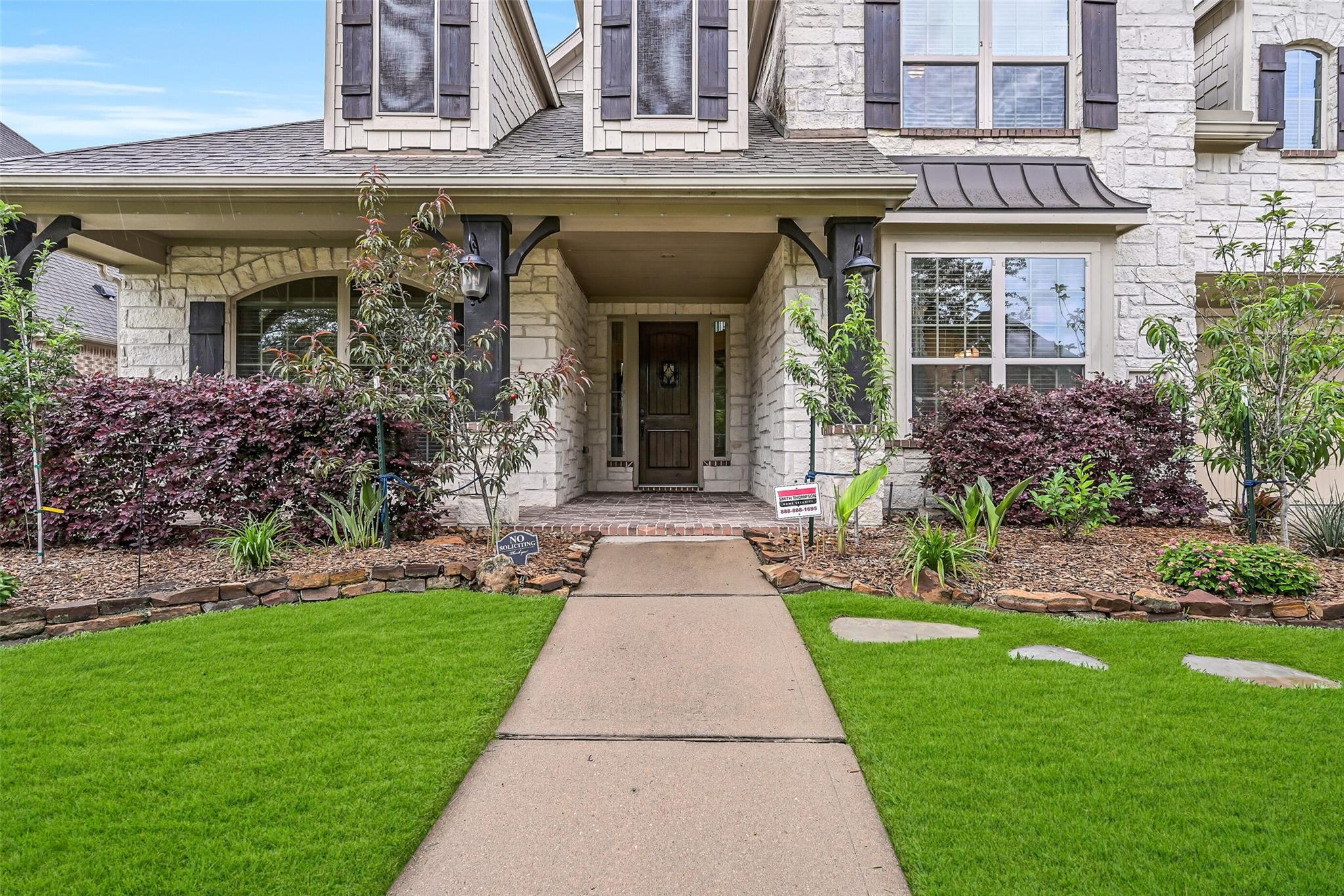 1008 Point Isabel Lane