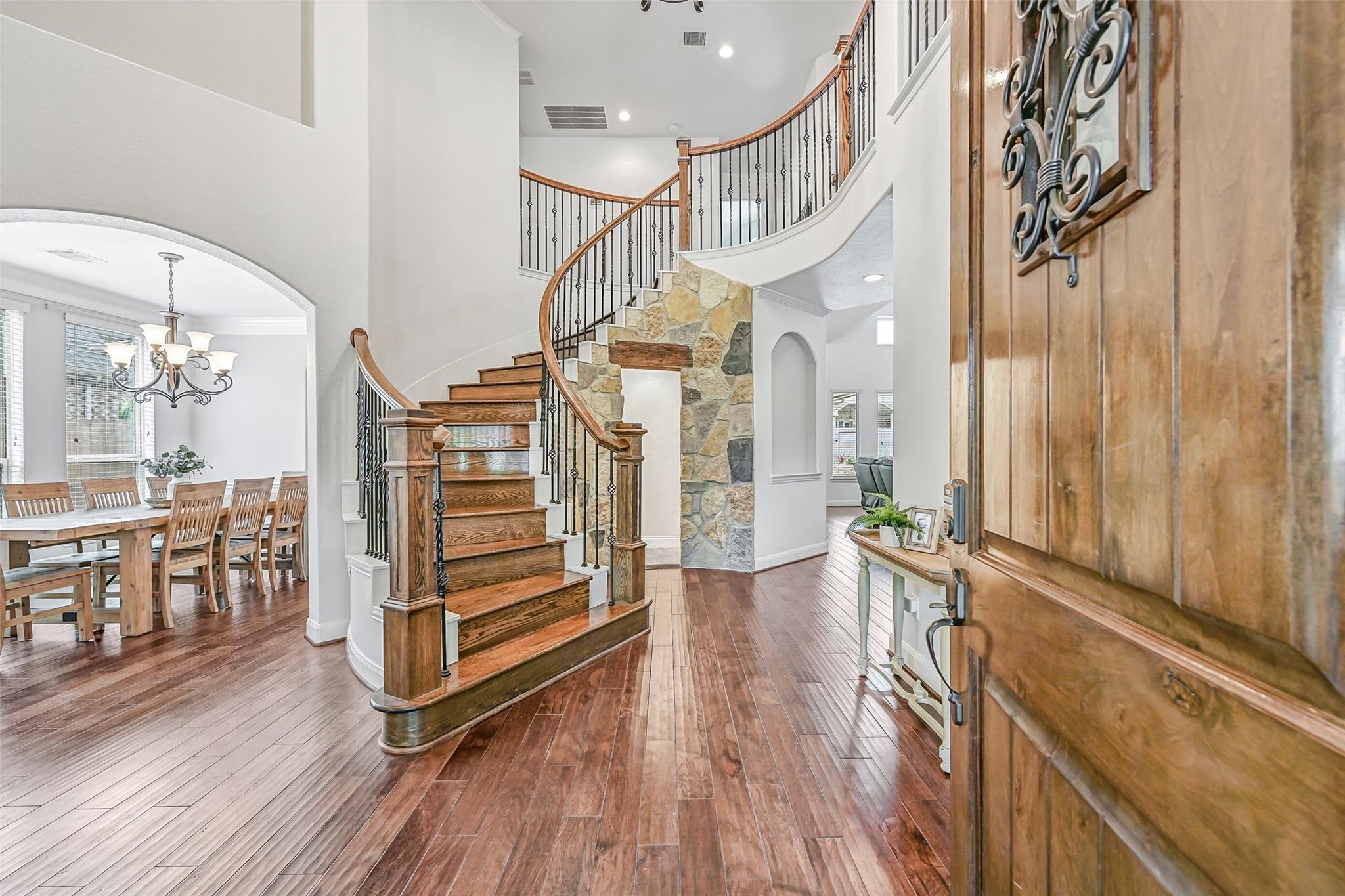 1008 Point Isabel Lane