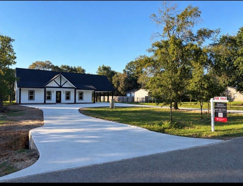 Photo of 12511 Patridge Circle, Pinehurst, TX 77362 (MLS # 74836159)