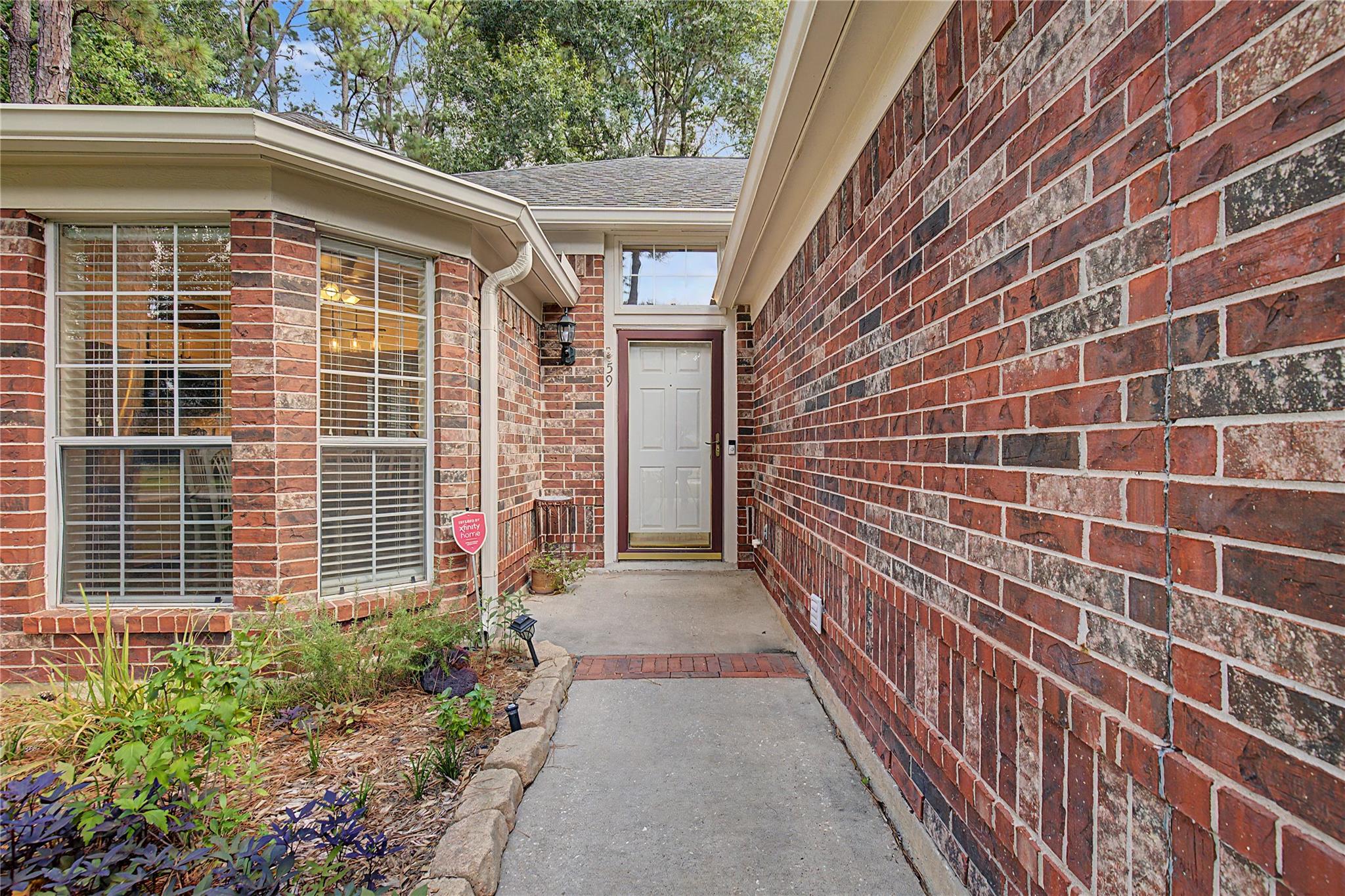 59 Laughing Brook Court