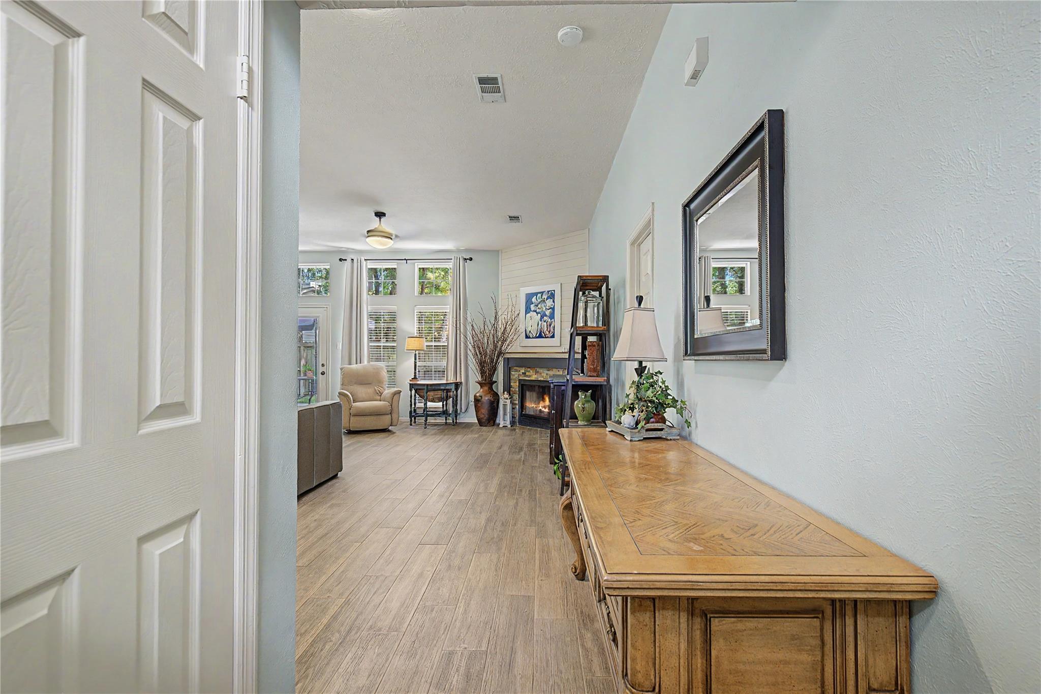59 Laughing Brook Court