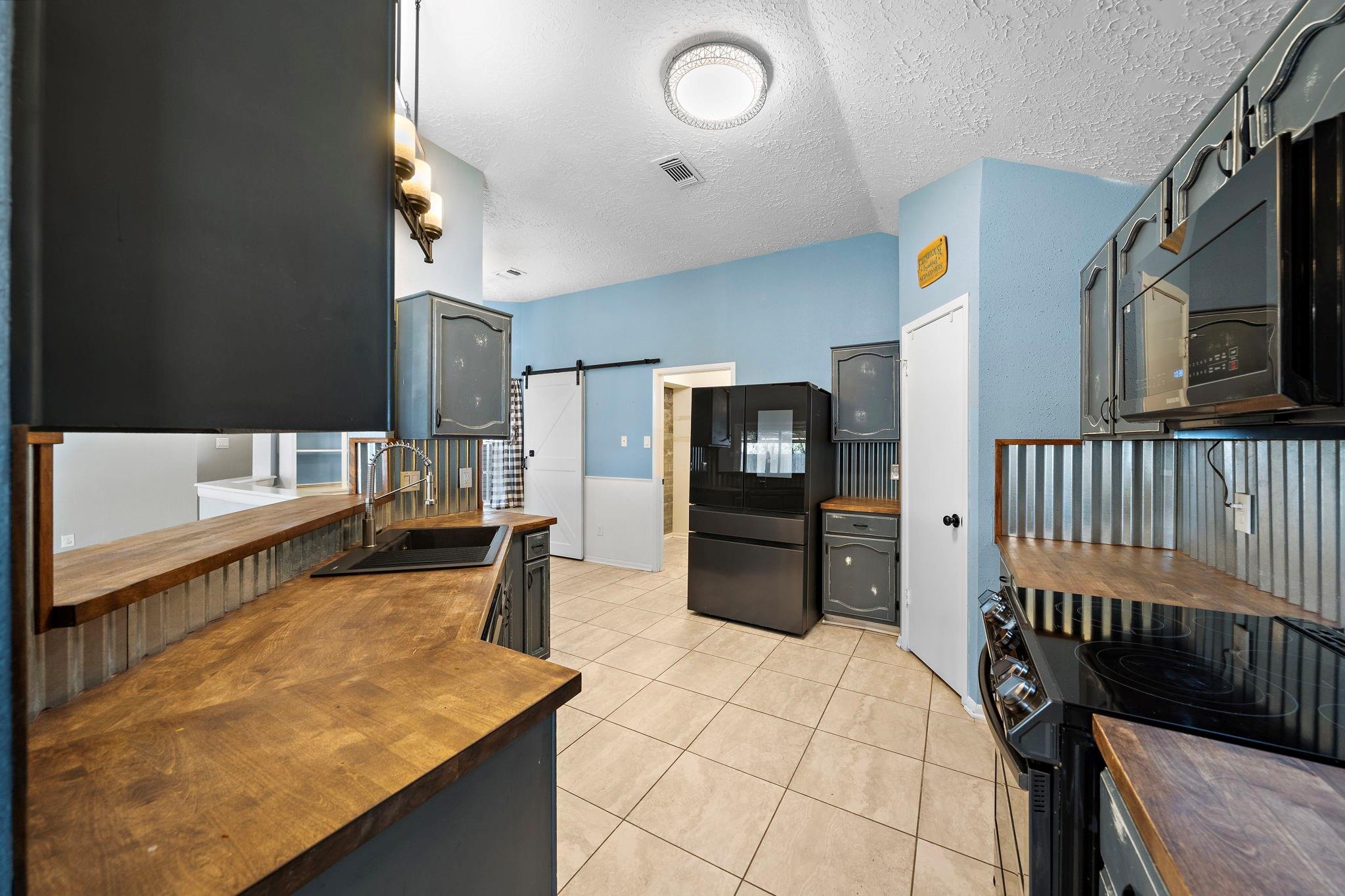634 Spring Breeze Street