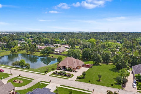 Homes For Sale - 5409 Forest Cove Drive<br/> Galveston County, Dickinson, TX 77539