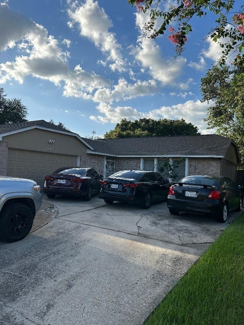 Photo of 2707 Crested Butte Court, Houston, TX 77067 (MLS # 30662871)