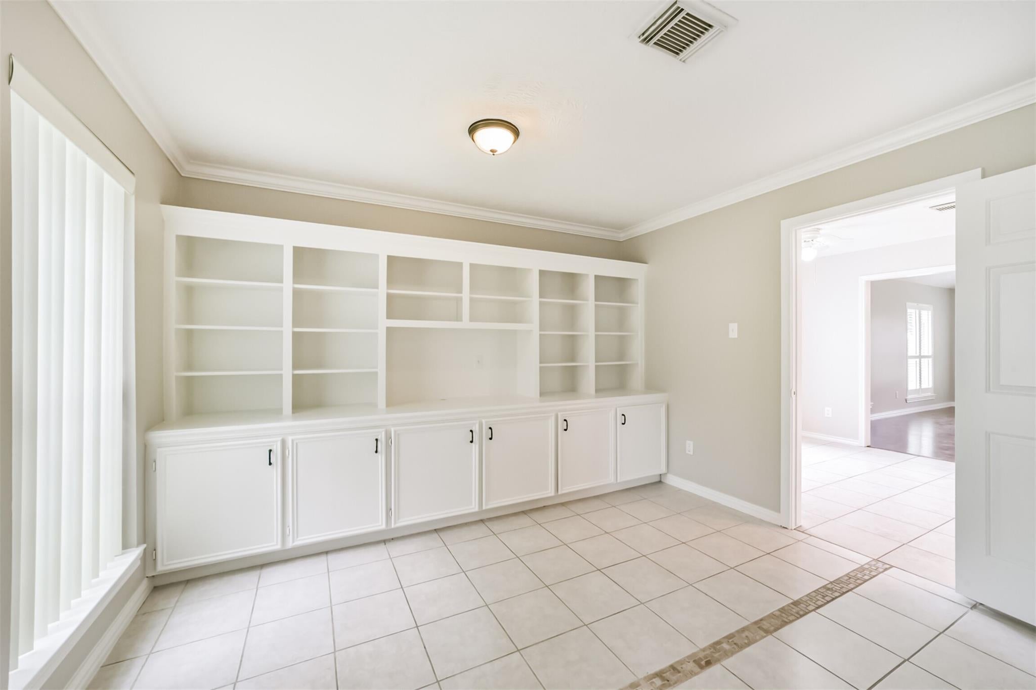 4901 Archway Drive