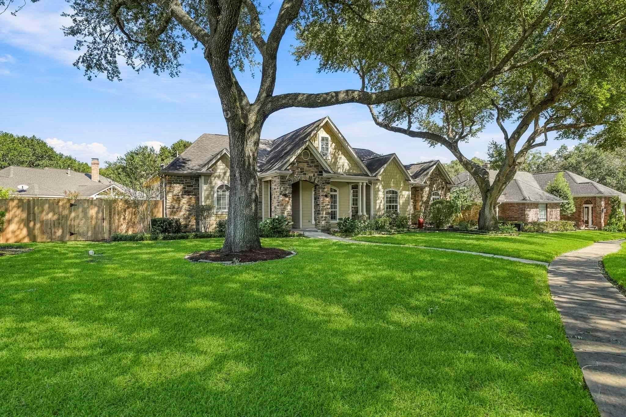 4631 Lake Village Drive