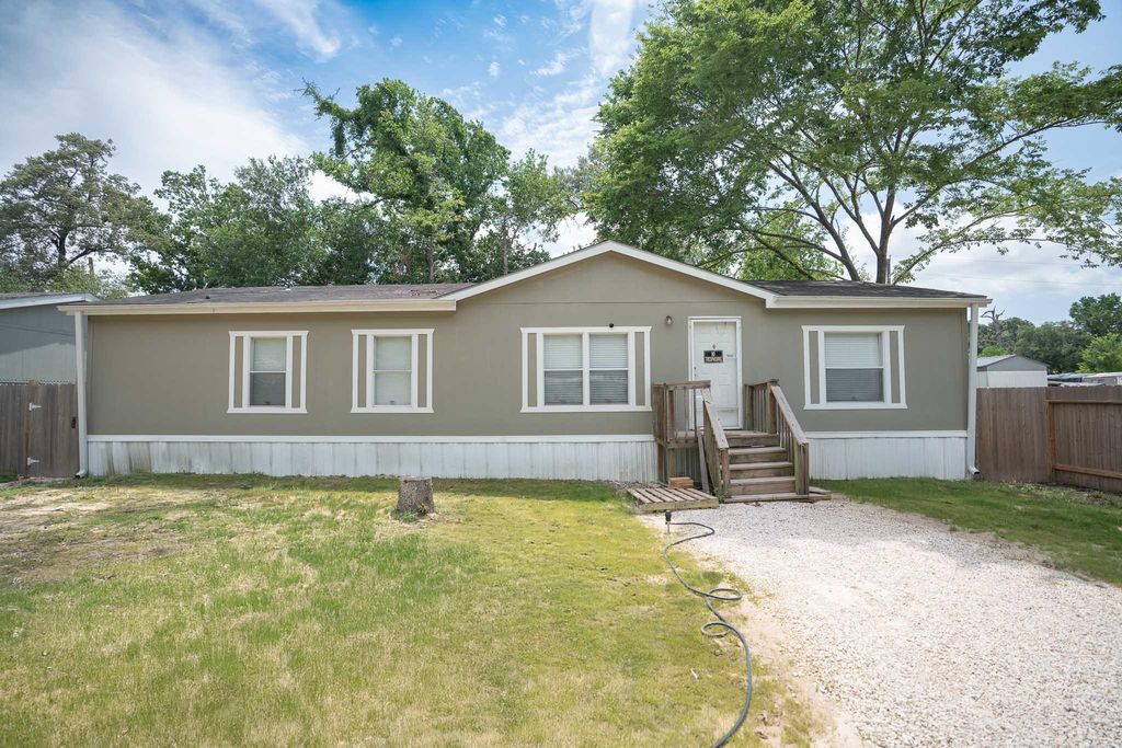 Photo of 20511 N Sabine Drive, New Caney, TX 77357 (MLS # 85299108)