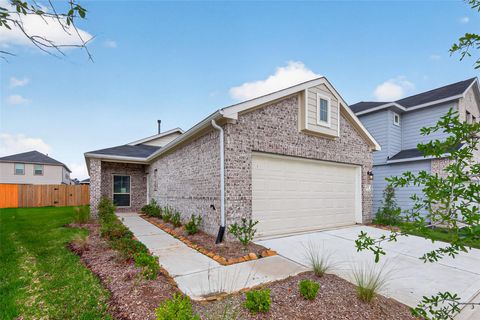 Photo of 24709 White Libertia Court, Houston, TX 77336 (MLS # 46162245)