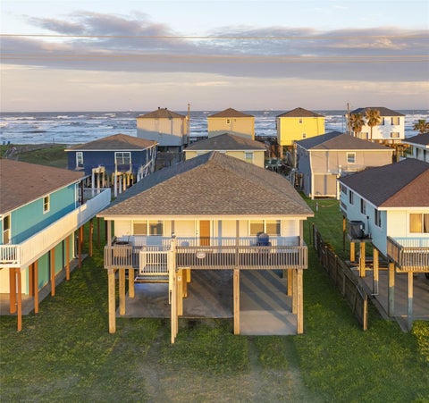 Photo of 1426 Bluewater Highway, Surfside Beach, TX 77541 (MLS # 4617313)
