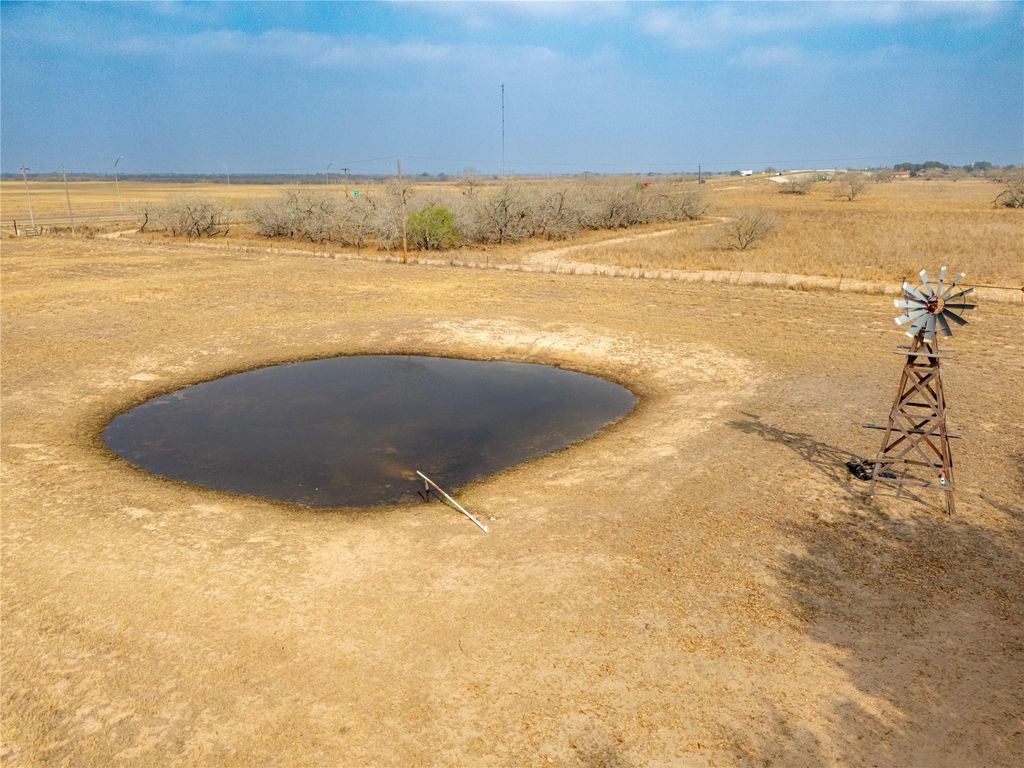 Photo of 7375 Us 281 Highway, Encino, TX 78353 (MLS # 7907929)