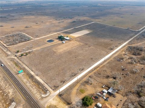 Vacant Land For Sale - 7375 Us  281 Highway<br/> Brooks County, Encino, TX 78353