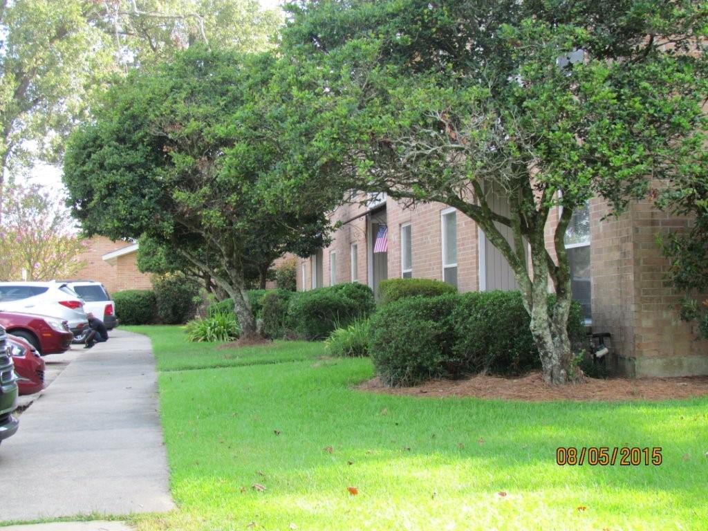 16161 Tiger Bend Road