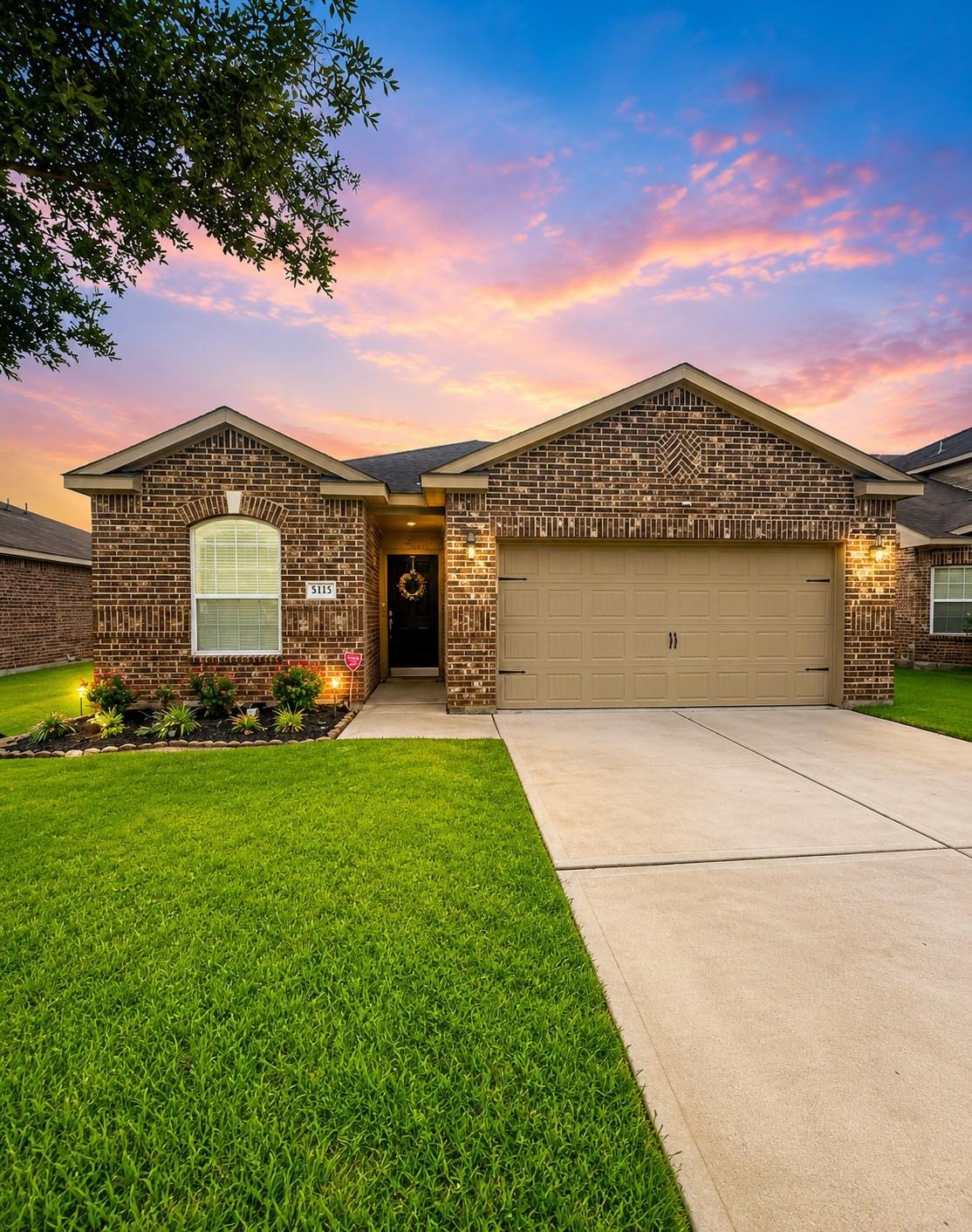 5115 Harbor Palm Drive