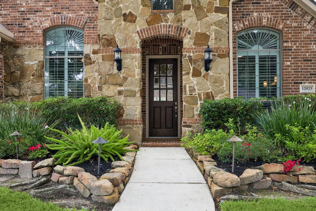 Photo of 12523 Cedar Key Trail, Humble, TX 77346 (MLS # 86922530)